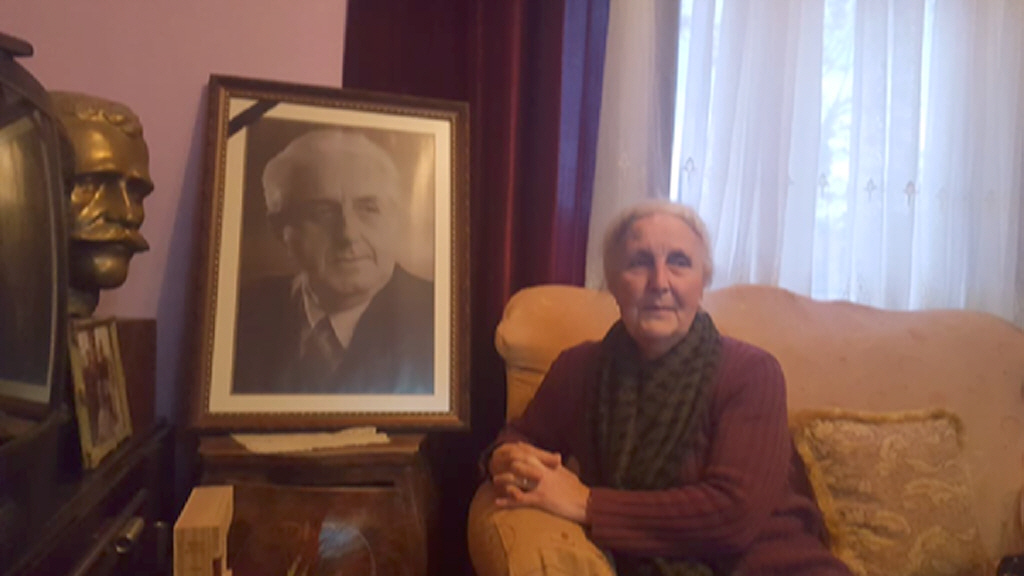 E duan të gjithë, Luljeta Bozo, gruaja që njohëm pas tërmetit E duan të gjithë, Luljeta Bozo, gruaja që njohëm pas tërmetit