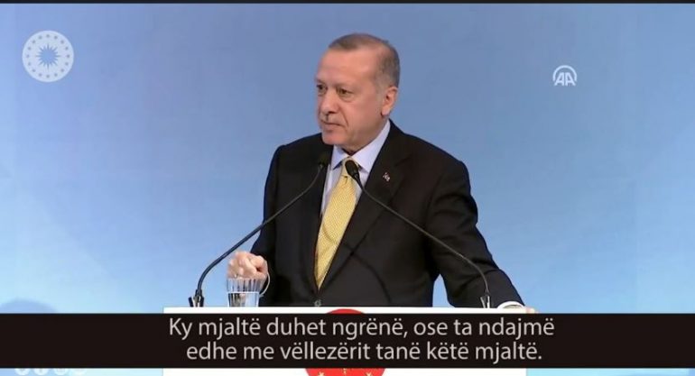 VIDEO/ “E ngremë Shqipërinë në këmbë”, Rama publikon fjalimin e Erdogan: Të ndihmojmë vëllezërit tanë VIDEO/ “E ngremë Shqipërinë në këmbë”, Rama publikon fjalimin e Erdogan: Të ndihmojmë vëllezërit tanë