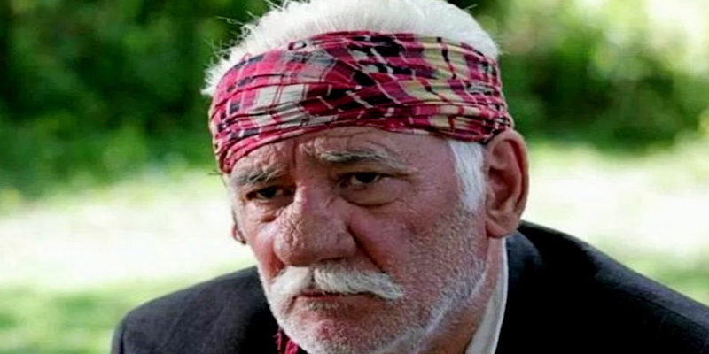 Reshat Arbana, artisti që trondit emocionalisht Reshat Arbana, artisti që trondit emocionalisht