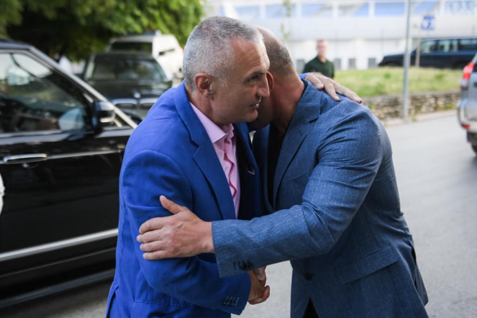 Termeti, Ramush Haradinaj: Fola me Metën, se Edi Rama nuk më hapi telefonin Termeti, Ramush Haradinaj: Fola me Metën, se Edi Rama nuk më hapi telefonin