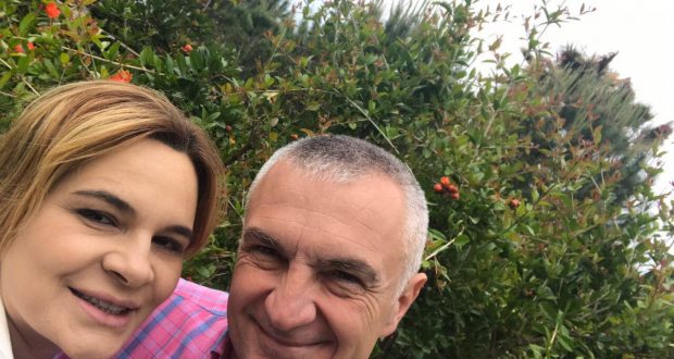 Meta vlerëson me notën 10 opozitën dhe Bashën, por harron Monikën