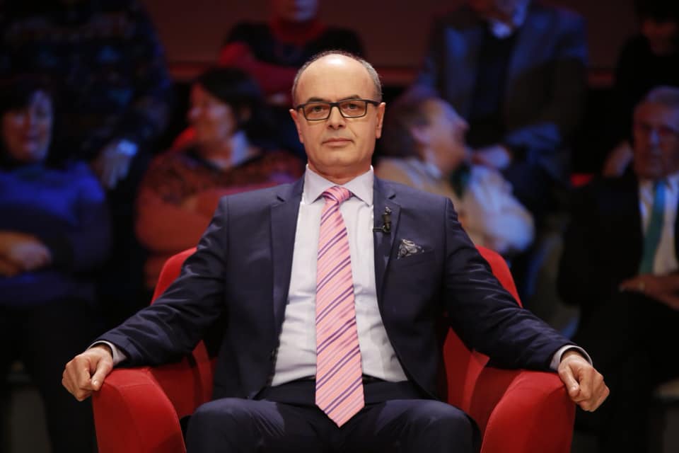 Petro Koçi jep dëshminë e rëndë nga tërmeti që shkundi Thumanën: “Njerëzit nuk i vrau vetëm tërmeti”