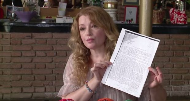 “Mizerabël”, gazetari i njohur shqiptar shpërthen ndaj Rovena Dilos: Duhet të konsiderohet kundravajtje penale, ky është një atentat! “Mizerabël”, gazetari i njohur shqiptar shpërthen ndaj Rovena Dilos: Duhet të konsiderohet kundravajtje penale, ky është një atentat!