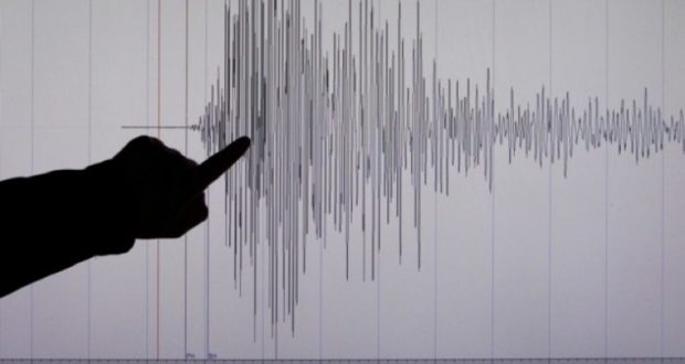 Tërmeti mesnatën e djeshme që shkundi vendin, sizmilogu i njohur tregon çfarë duhet të presim nga lëkundje të tilla