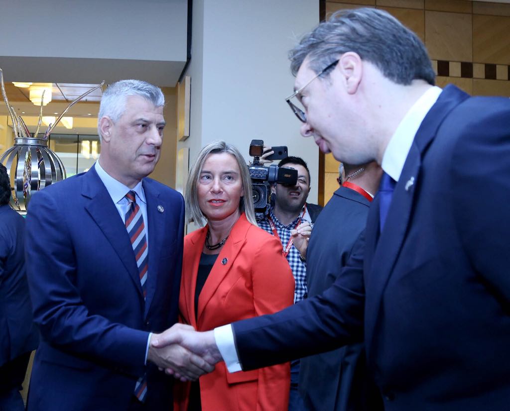 Dorëzohet Vuçiç: Jemi gati për kompromis me Kosovën, jo për ultimatume!