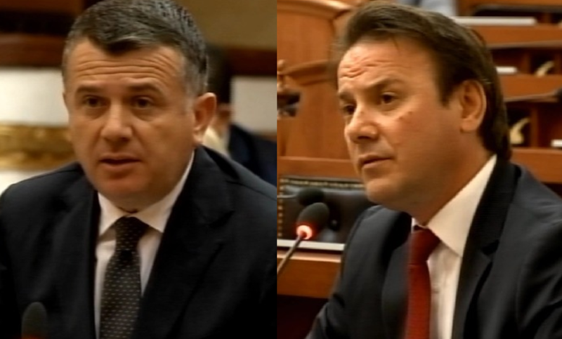 Vajtusi i Likes për teatrin Ralf Gjoni kërkon komision hetimor:  “Bëj letrat o djalë”! Nuk mund të bësh sikur të dhemb shpirti! Je ndryshe në kafe…