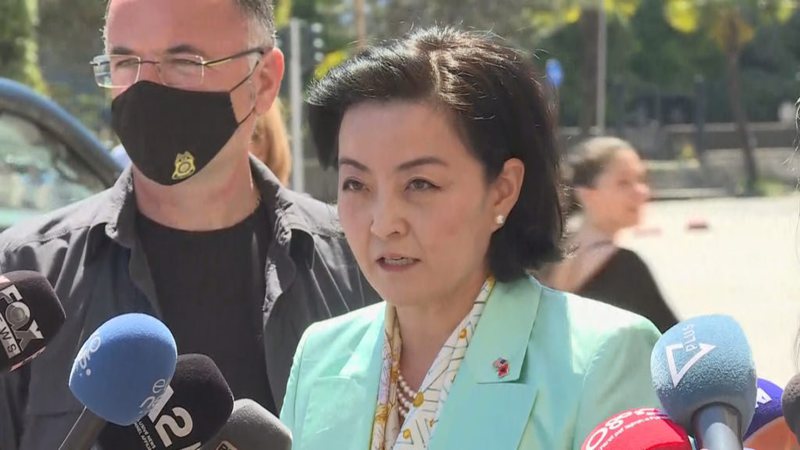 Yuri Kim godet “pa doreza”: Politika t’u japë fund lojërave, harrojini pazaret kundër reformës zgjedhore dhe asaj në drejtësi… janë të paprekshme! Yuri Kim godet “pa doreza”: Politika t’u japë fund lojërave, harrojini pazaret kundër reformës zgjedhore dhe asaj në drejtësi… janë të paprekshme!