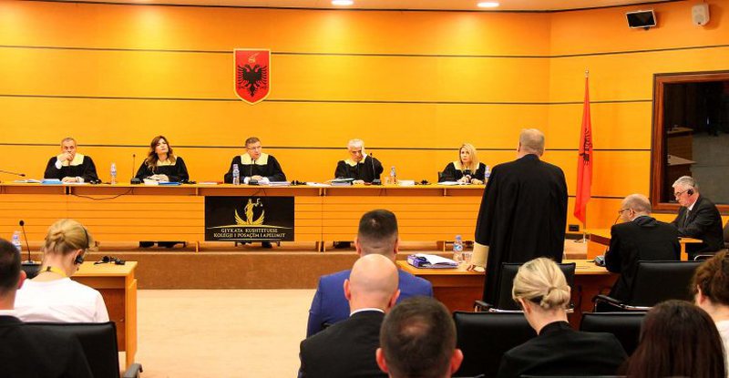 Precedenti “Daci”, firma e tij vendimtare vetëm në 6 raste, nëse zhbëhen vendimet Adriatik Llalla rrezikon të futet në veting Precedenti “Daci”, firma e tij vendimtare vetëm në 6 raste, nëse zhbëhen vendimet Adriatik Llalla rrezikon të futet në veting