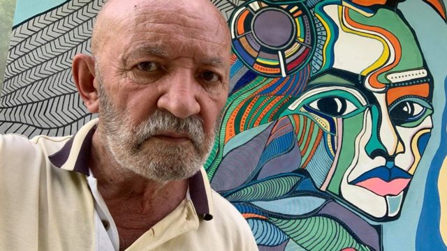 Aktori Çun Lajçi “shuplakë” të hidhur pseudoaktorët: Për çka po protestoni se po dukeni vërtetë qesharakë?! Aktori Çun Lajçi “shuplakë” të hidhur pseudoaktorët: Për çka po protestoni se po dukeni vërtetë qesharakë?!