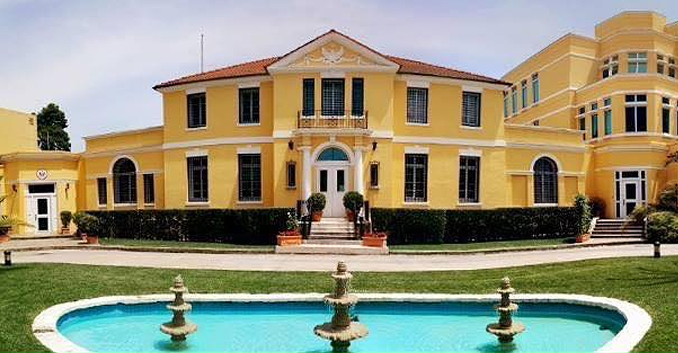 Ambasada amerikane deklaron për reformën në drejtësi: “Kërkesa e popullit shqiptar duhet të vazhdojë, në mënyrë që Shqipëria të bëhet anëtare e plotë e familjes europiane.” Ambasada amerikane deklaron për reformën në drejtësi: “Kërkesa e popullit shqiptar duhet të vazhdojë, në mënyrë që Shqipëria të bëhet anëtare e plotë e familjes europiane.”