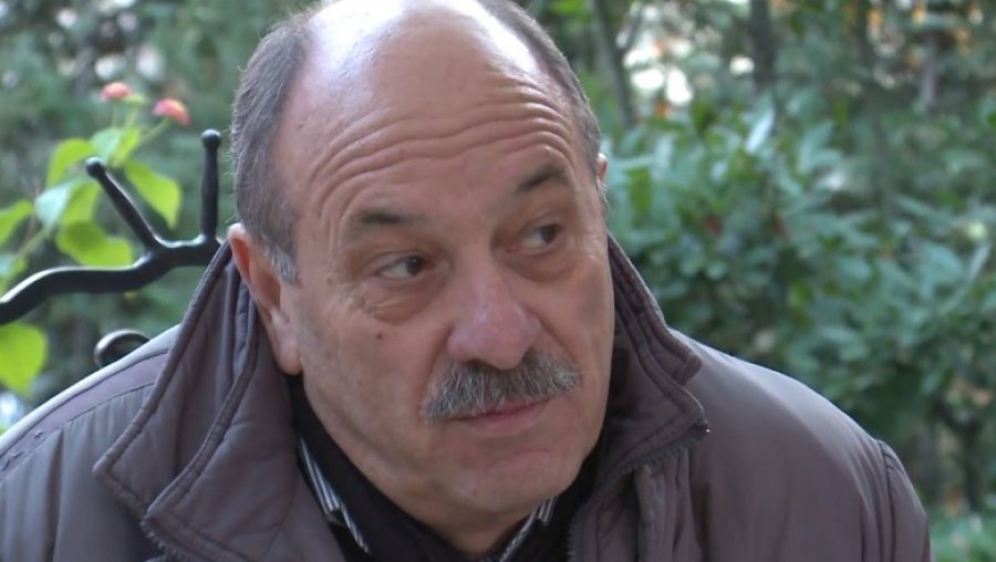 “Misteri” i Budines! Pushtuan teatrin dhe trashëgimin e vërtetë kulturore sikur te ishte prona e tyre tani “nuk dinë gjë” ku kanë humbur 70 a.rmë relike qindra vjeçare dhe bobinat me zërin e Kadri Roshit dhe korifejve të vërtetë “Misteri” i Budines! Pushtuan teatrin dhe trashëgimin e vërtetë kulturore sikur te ishte prona e tyre tani “nuk dinë gjë” ku kanë humbur 70 a.rmë relike qindra vjeçare dhe bobinat me zërin e Kadri Roshit dhe korifejve të vërtetë