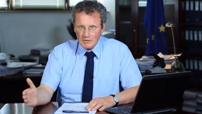 Ambasadori Bernd Borchardt: “Përgëzoj partitë politike shqiptare për rifillimin e dialogut për reformën zgjedhore dhe për marrëveshjet e arritura deri tani në Këshillin Politik”