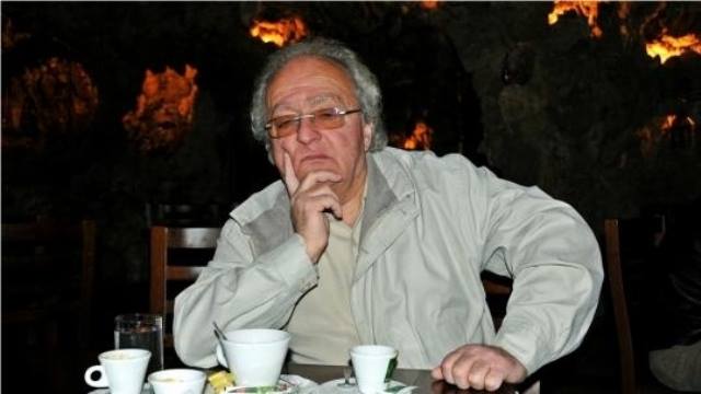 Debati për Teatrin Kombëtar/ Luftar Paja: Aq sa mund të bëhem “ballist”, mund të ndryshoj mendjen për teatrin