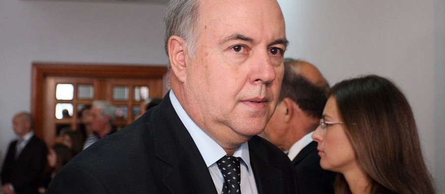 Djali i Enver Hoxhës, i shkruan letër kryeministrit Rama dhe ambasadores Yuri Kim: “Mbetem pa shtëpi, u përserit e njëjta histori si me Berishën”