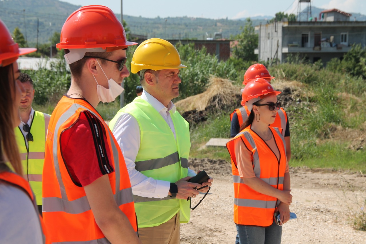 Albpetrol nis praktikat e punës me inxhinierët e rinj të naftës, administratori Gazheli: Fryma e Qeverisë Rama dhe Ministrës Balluku të rekrutojmë profesionistët më të mirë të fushës