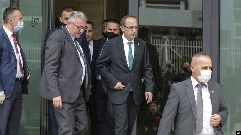 Gazeta gjermane i bie rëndshëm kabinetit të ri në Kosovë: Kjo është qeveria e Grenellit për një pazar të shpejtë