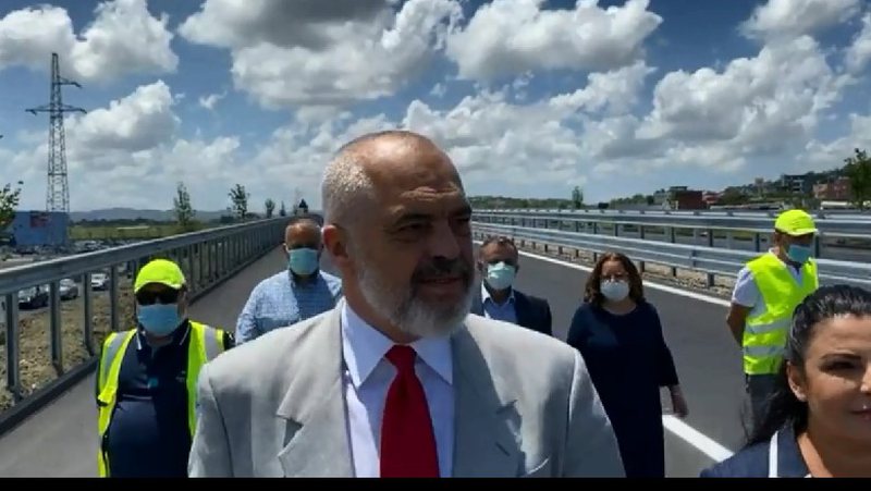 Rama prezanton projektin e madh: Brenda qershorit hapet gara për “Korridorin Blu”, një vepër gjigante, fantastike Rama prezanton projektin e madh: Brenda qershorit hapet gara për “Korridorin Blu”, një vepër gjigante, fantastike