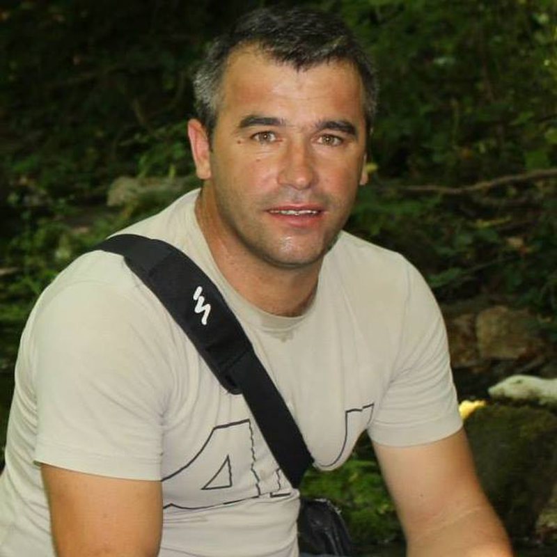 Lajm i trishtë/ Ndahet nga jeta në moshë të re kameramani shqiptar dhe babai i pesë fëmijëve, mesazhe prekëse nga kolegët: Lamtumirë miku dhe kolegu ynë!