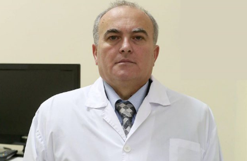 “Ishte një humbje e papritur, nuk vuante nga sëmundje të tjera”, shefi i hematologjisë flet për vdekjen e mjekut Pushi: Kishte një vit që… “Ishte një humbje e papritur, nuk vuante nga sëmundje të tjera”, shefi i hematologjisë flet për vdekjen e mjekut Pushi: Kishte një vit që…