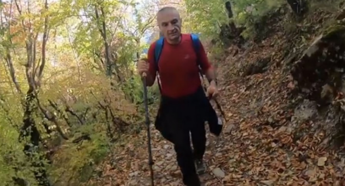 Hyjnë në fuqi ndryshimet kushtetuese, skadon afati 20 ditor i Presidentit. Hera e parë që shprehet me heshtje, Meta me “duar” të lidhura Hyjnë në fuqi ndryshimet kushtetuese, skadon afati 20 ditor i Presidentit. Hera e parë që shprehet me heshtje, Meta me “duar” të lidhura