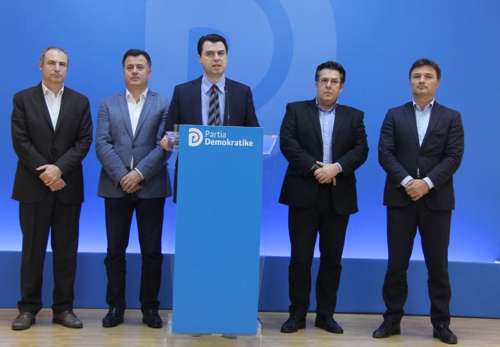 Formularët tallje: Zbulohen kandidatët e Luli Bashës në shumicën e qarqeve