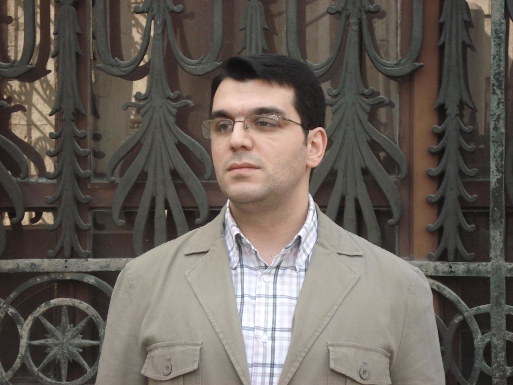 Gazetari turk: Nëse shqiptarët do të donin, sot nuk do të kishte edhe një grek mbi tokë. Ajo që bënë në Çamëri, e tmerrshme Gazetari turk: Nëse shqiptarët do të donin, sot nuk do të kishte edhe një grek mbi tokë. Ajo që bënë në Çamëri, e tmerrshme