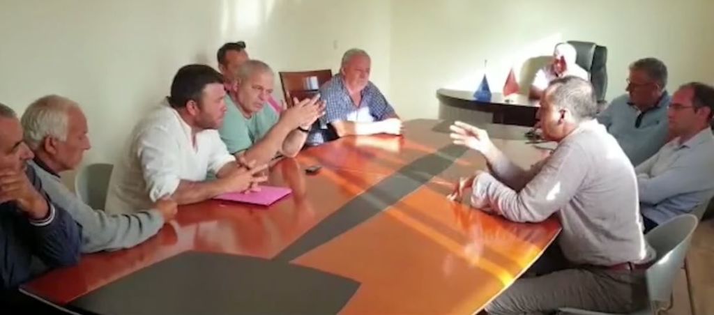 VIDEO/ Çfarë ndodhi në të vërtetë gjatë përplasjes së Artan Lames me banorët në Lukovë