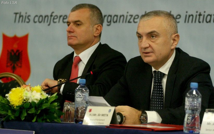 Ndizet beteja për KLSH, PS gati draftin për të anashkaluar presidentin, zbardhet letra e Leskajt për Ruçin ku rikërkon zëvendësimin, ja problematikat që ngre