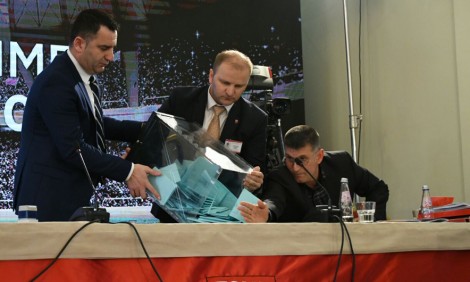 Përmbajtja e marrëveshjes: Identifikimi biometrik ndoshta, depolitizimi vetëm në 2025 (dhe KQZ e re)