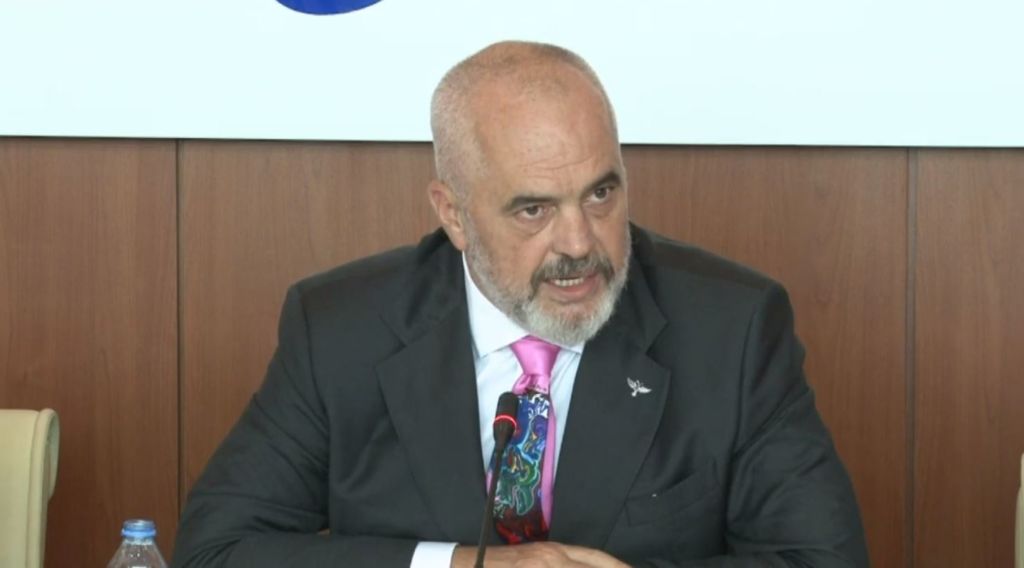 Rama: Do të tërheq padinë ndaj Ramush Haradinajt, është koha që të bashkohemi të gjithë bashkë Rama: Do të tërheq padinë ndaj Ramush Haradinajt, është koha që të bashkohemi të gjithë bashkë