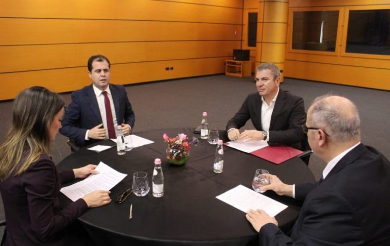 Arrihet marrëveshja për KQZ, Këshilli Politik bie dakord me propozimin e PD-së Arrihet marrëveshja për KQZ, Këshilli Politik bie dakord me propozimin e PD-së