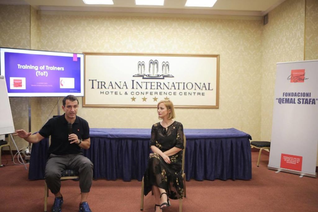 Veliaj: Do punoj 24/7 për mandatin e tretë të PS dhe Edi Ramës Veliaj: Do punoj 24/7 për mandatin e tretë të PS dhe Edi Ramës