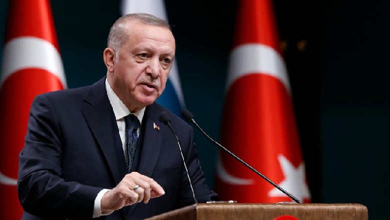 Erdogan reagon për Kishën e Shën Sofisë: Mos u ngatërroni me çështjet e Turqisë! Erdogan reagon për Kishën e Shën Sofisë: Mos u ngatërroni me çështjet e Turqisë!