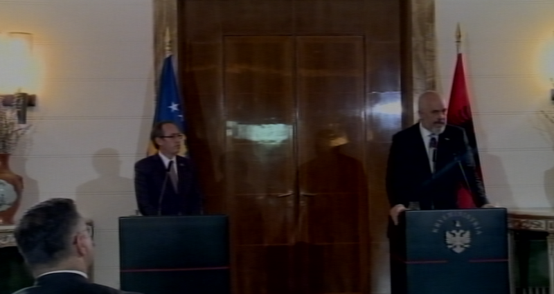 Rama “shigjeton” direkt Bashkimin Europian: Është një turp për BE-në që sot mban peng një popull Rama “shigjeton” direkt Bashkimin Europian: Është një turp për BE-në që sot mban peng një popull