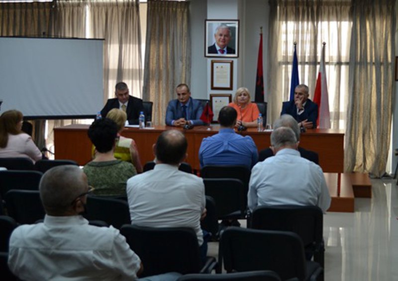 Jari i PD-së dorëzon detyrën e kreut të Kontrollit të Lartë të Shtetit Arben Shehut të Metës