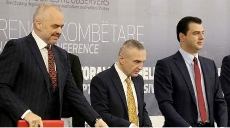 Prapaskenat me listat e hapura dhe koalicionet: Nga zhdukja e aleatëve të Bashës dhe dobësimi i LSI, te bashkëpunimi PS-PD dhe fati i Ilir Metës