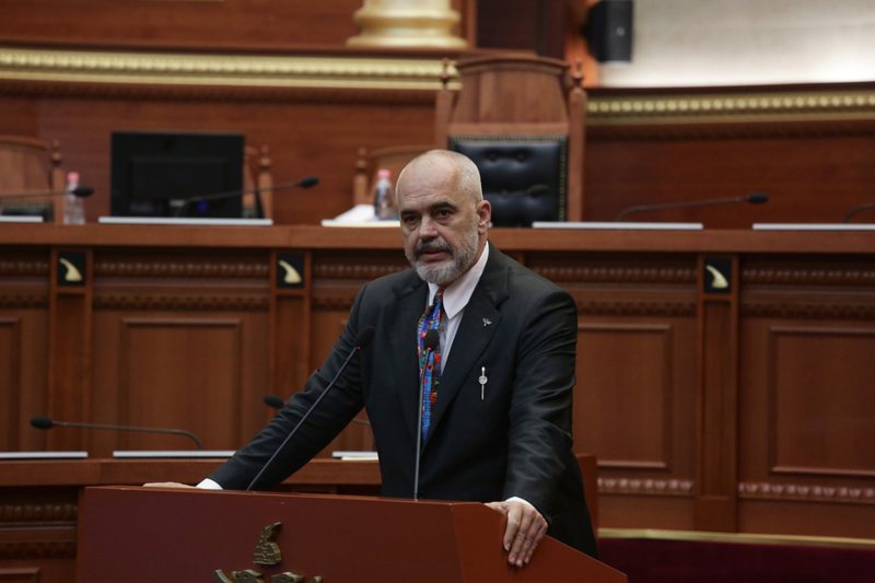 Rama mesazh ndërkombëtarëve: Listat do të hapen, jemi shtet sovran dhe duhet respektuar Parlamenti! S’ka më pakte ambasadash Rama mesazh ndërkombëtarëve: Listat do të hapen, jemi shtet sovran dhe duhet respektuar Parlamenti! S’ka më pakte ambasadash