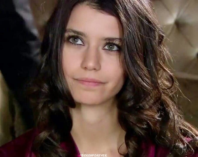 Janë bashkë apo të ndarë? “Bihteri” aq shumë e dashur për shqiptarët thyen akullin, tregon si është e vërtetë e divorcit të saj Janë bashkë apo të ndarë? “Bihteri” aq shumë e dashur për shqiptarët thyen akullin, tregon si është e vërtetë e divorcit të saj