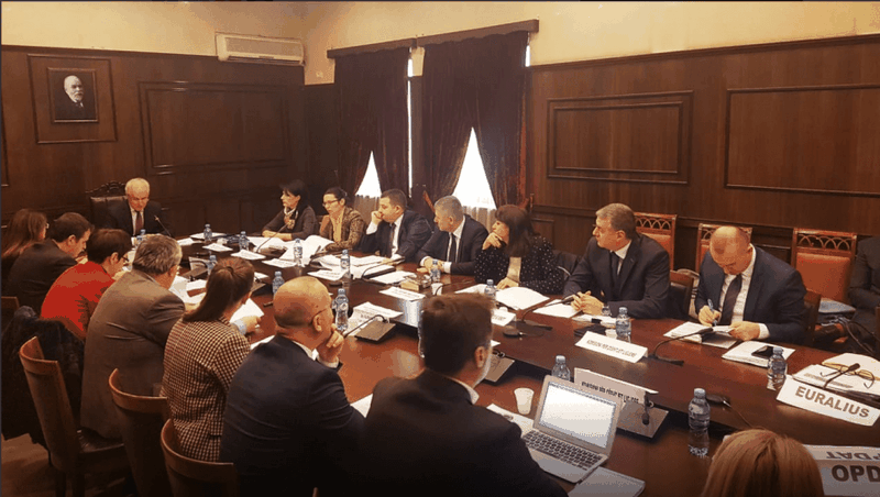 KED në test për Kushtetuesen, sot vendoset për emërimin e kandidatëve të Kuvendit dhe Presidencës, në garë edhe të shkarkuarit e fazës së parë KED në test për Kushtetuesen, sot vendoset për emërimin e kandidatëve të Kuvendit dhe Presidencës, në garë edhe të shkarkuarit e fazës së parë