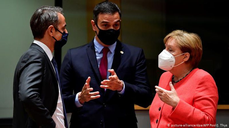 Nga kthesa e Gjermanisë tek mesazhi që i dha botës Samiti i BE, detajet e ujdisë historike. Pasojat e pandemisë i detyruan 27 vendet anëtare të…