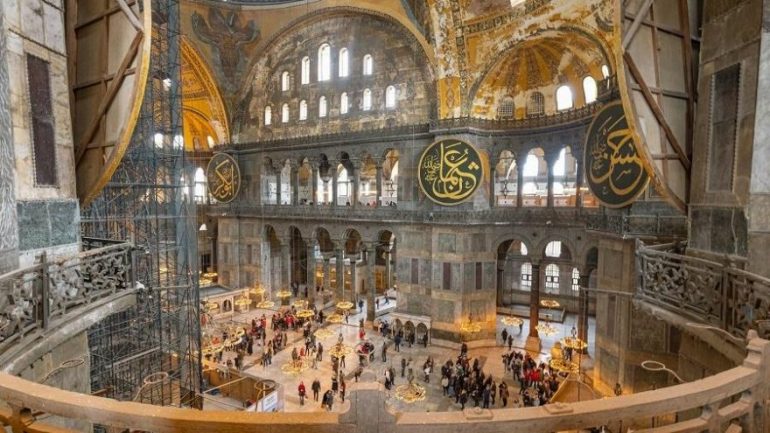 Erdogan kërkon ta kthejë sërish xhami! Pompeo thirrje Turqisë: Shën Sofia të mbetet muze… Ndryshimi i statusit do të zvogëlonte vlerat e trashëgimisë