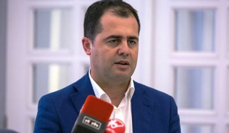 Bylykbashi: Opozita e Bashkuar bëri një propozim konkret, por mori refuzim konstant nga PS! Nesër “vritet” 5 Qershori” Bylykbashi: Opozita e Bashkuar bëri një propozim konkret, por mori refuzim konstant nga PS! Nesër “vritet” 5 Qershori”