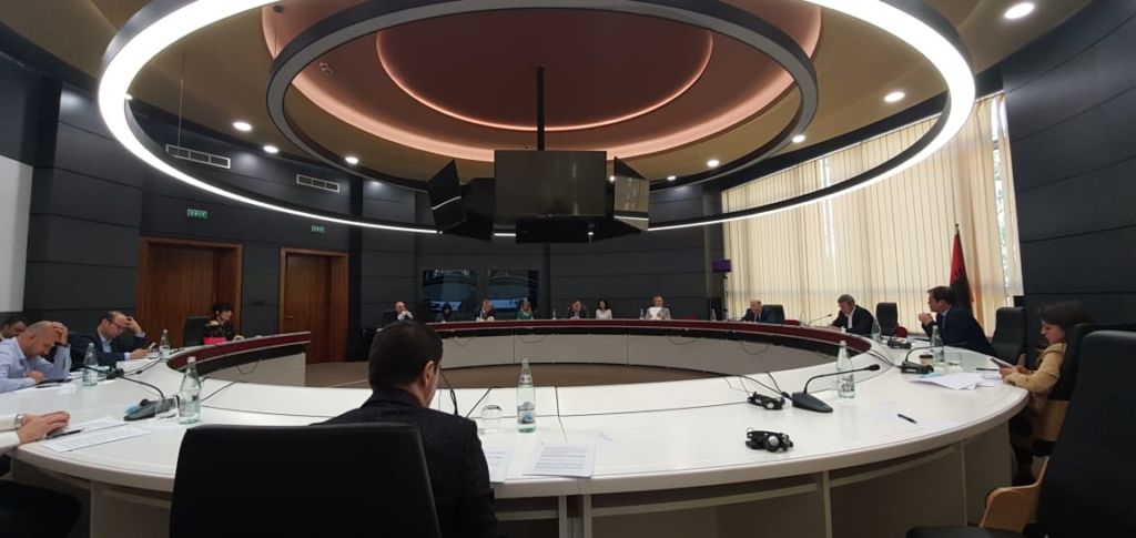 Materiali audio nga Këshilli Politik: Si PD kërkoi modelin e Letonisë për koalicionet dhe ndryshimi disa herë i qëndrimeve Materiali audio nga Këshilli Politik: Si PD kërkoi modelin e Letonisë për koalicionet dhe ndryshimi disa herë i qëndrimeve