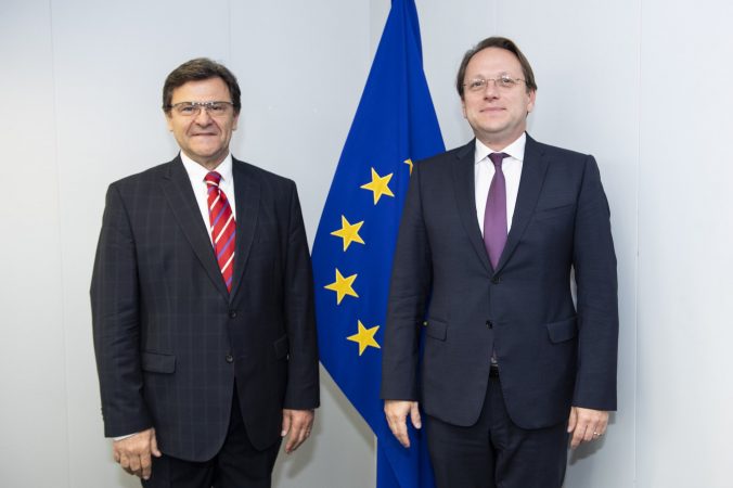 Komisioneri për Zgjerimin në BE, Oliver Varhelyi takim me kryenegociatorin e Shqipërisë, Zef Mazi/ Zbardhet biseda Komisioneri për Zgjerimin në BE, Oliver Varhelyi takim me kryenegociatorin e Shqipërisë, Zef Mazi/ Zbardhet biseda