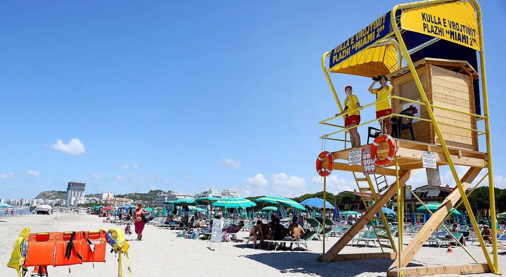 Situatë e dhimbshme në plazhet tona, humb jetën një tjetër pushuese Situatë e dhimbshme në plazhet tona, humb jetën një tjetër pushuese