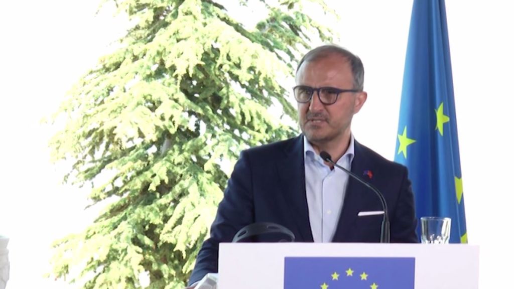 BE nuk e përjashton hapjen e listave dhe heqjen e koalicioneve parazgjedhore BE nuk e përjashton hapjen e listave dhe heqjen e koalicioneve parazgjedhore