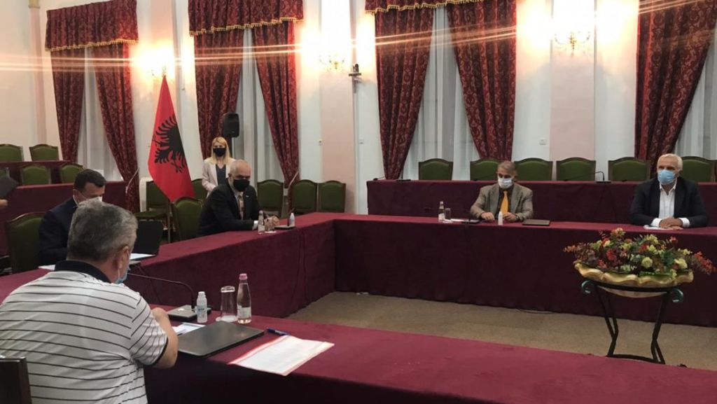 Marrëveshja e 5 qershorit votohet të enjten, mazhoranca nënshkruan  me opozitën parlamentare