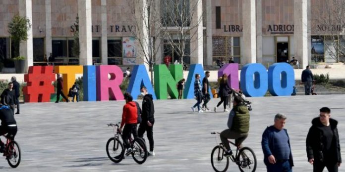 Ibrahimi: Tani unë jam një ambasadore e re Ibrahimi: Tani unë jam një ambasadore e re