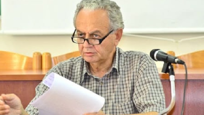 Ndahet nga jeta në moshën 72 vjeçare Thimio Kondi, ish-kreu i Gjykatës së Lartë dhe Ministër i Drejtësisë Ndahet nga jeta në moshën 72 vjeçare Thimio Kondi, ish-kreu i Gjykatës së Lartë dhe Ministër i Drejtësisë