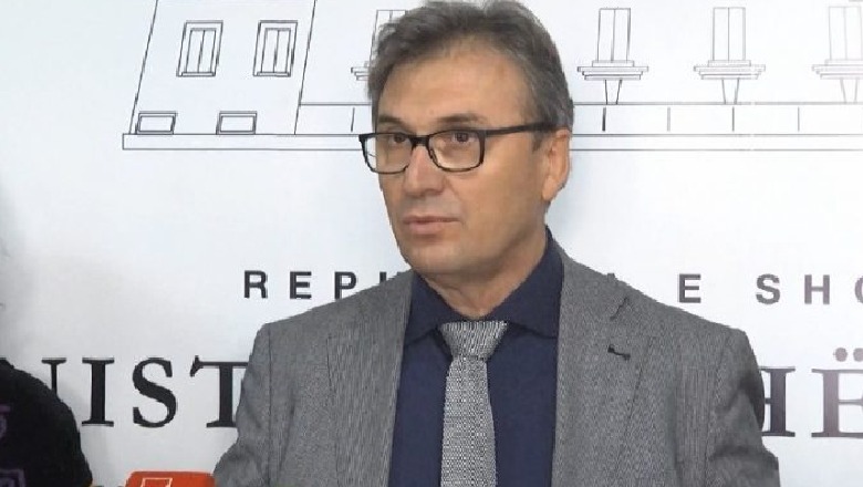 Studimi anglez/ Brataj jep detaje për ilaçin që po jep rezultate pozitive në luftën kundër COVID-it Studimi anglez/ Brataj jep detaje për ilaçin që po jep rezultate pozitive në luftën kundër COVID-it